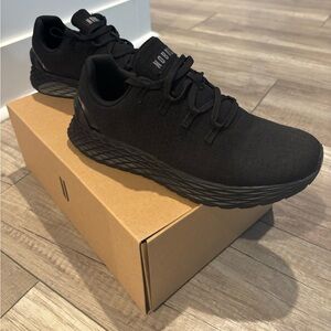 Nobull *NEW
Womens Allday 365 Ripstop
Triple Back